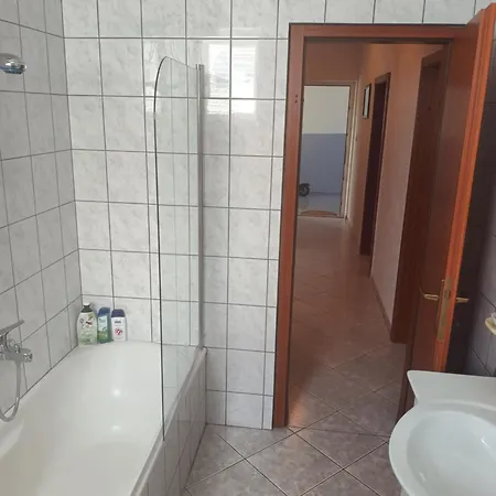 Livaja -100m2 ,free Parking, Klima,wifi * Zadar