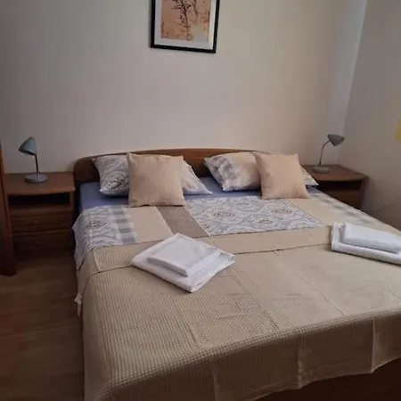 Apartment Livaja -100M2 ,Free Parking, Klima,Wifi Apartment