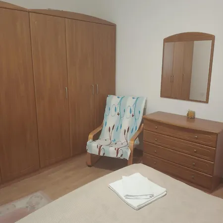 Livaja -100m2 ,free Parking, Klima,wifi דירה זאדאר