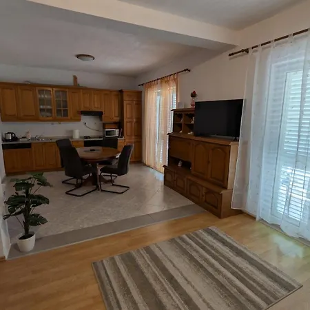 Livaja -easy Access 2db, Parking, Klima 아파트