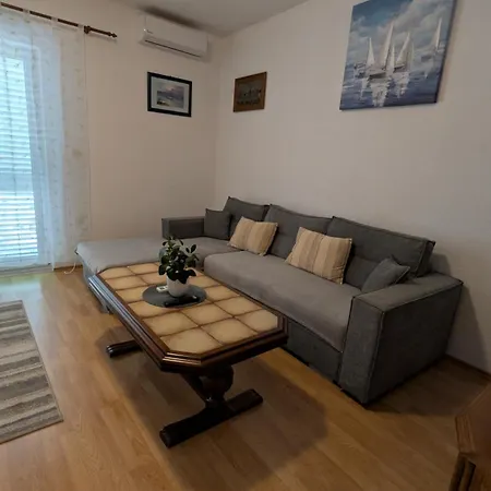 Livaja -easy Access 2db, Parking, Klima 아파트